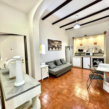 Dani House Apartment Roma Phòng bức ảnh